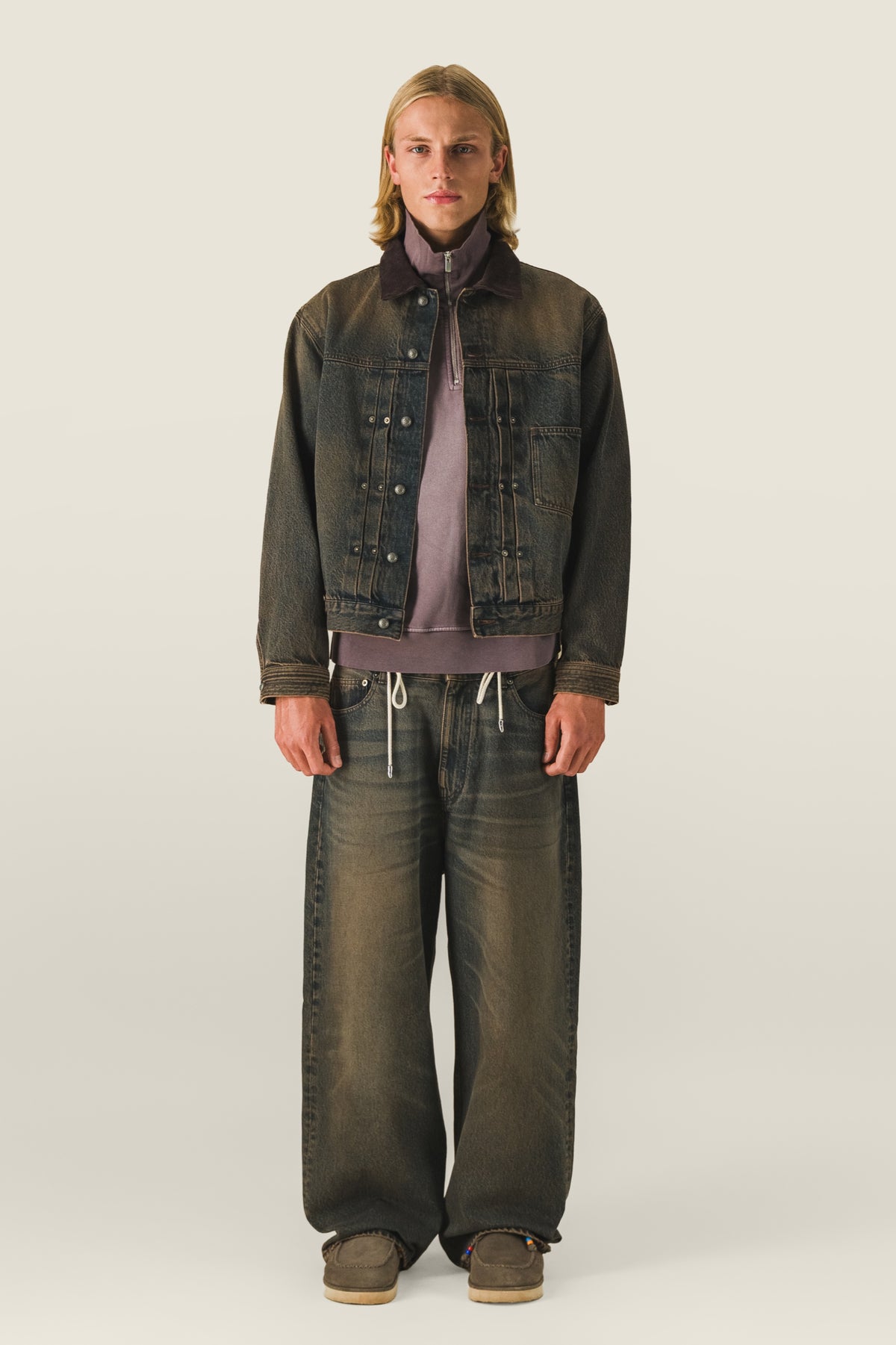 Pleated trucker jacket