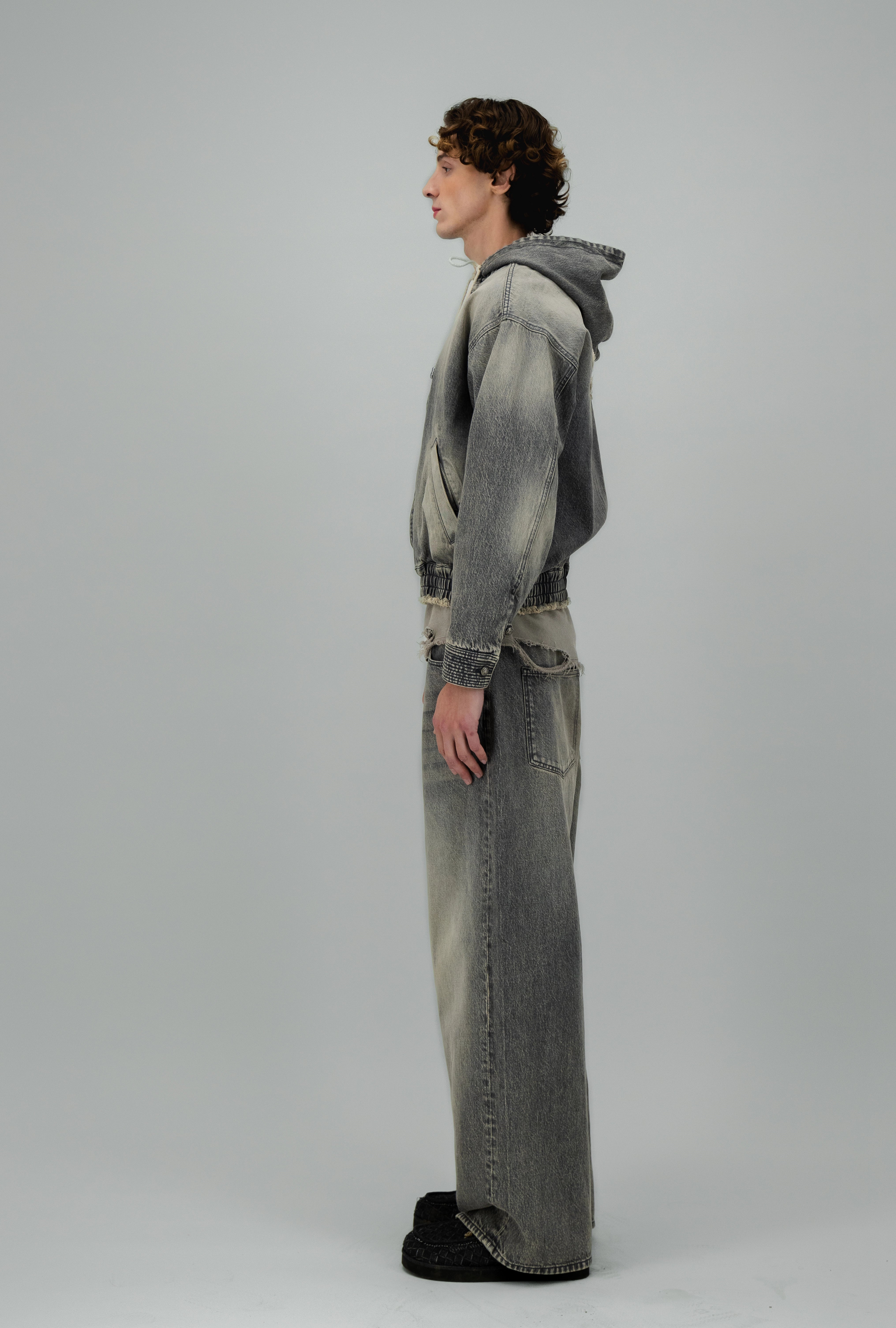 Sweat à capuche en denim