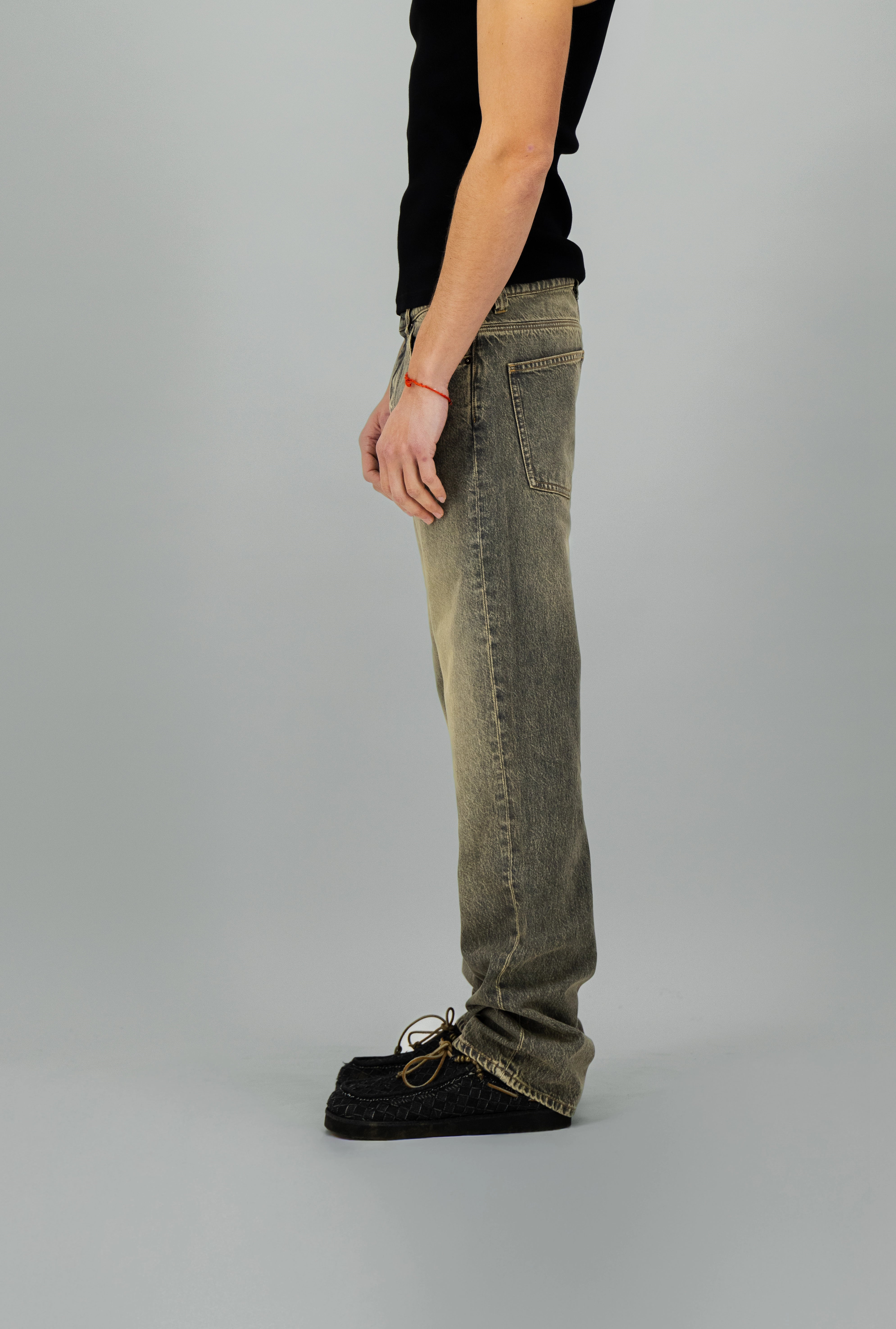 Jean droit en denim délavé