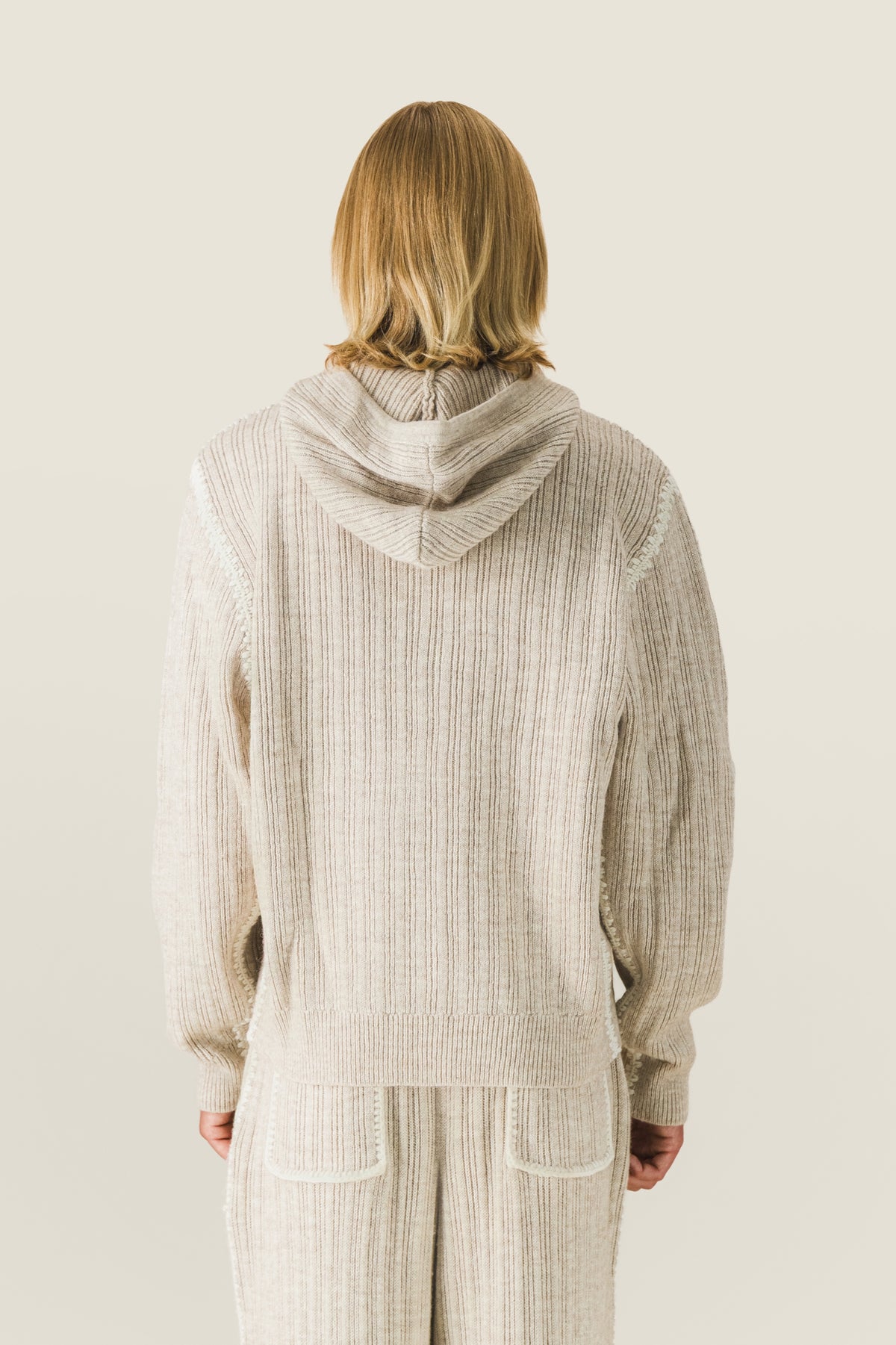 Scalloped zip-up cardigan