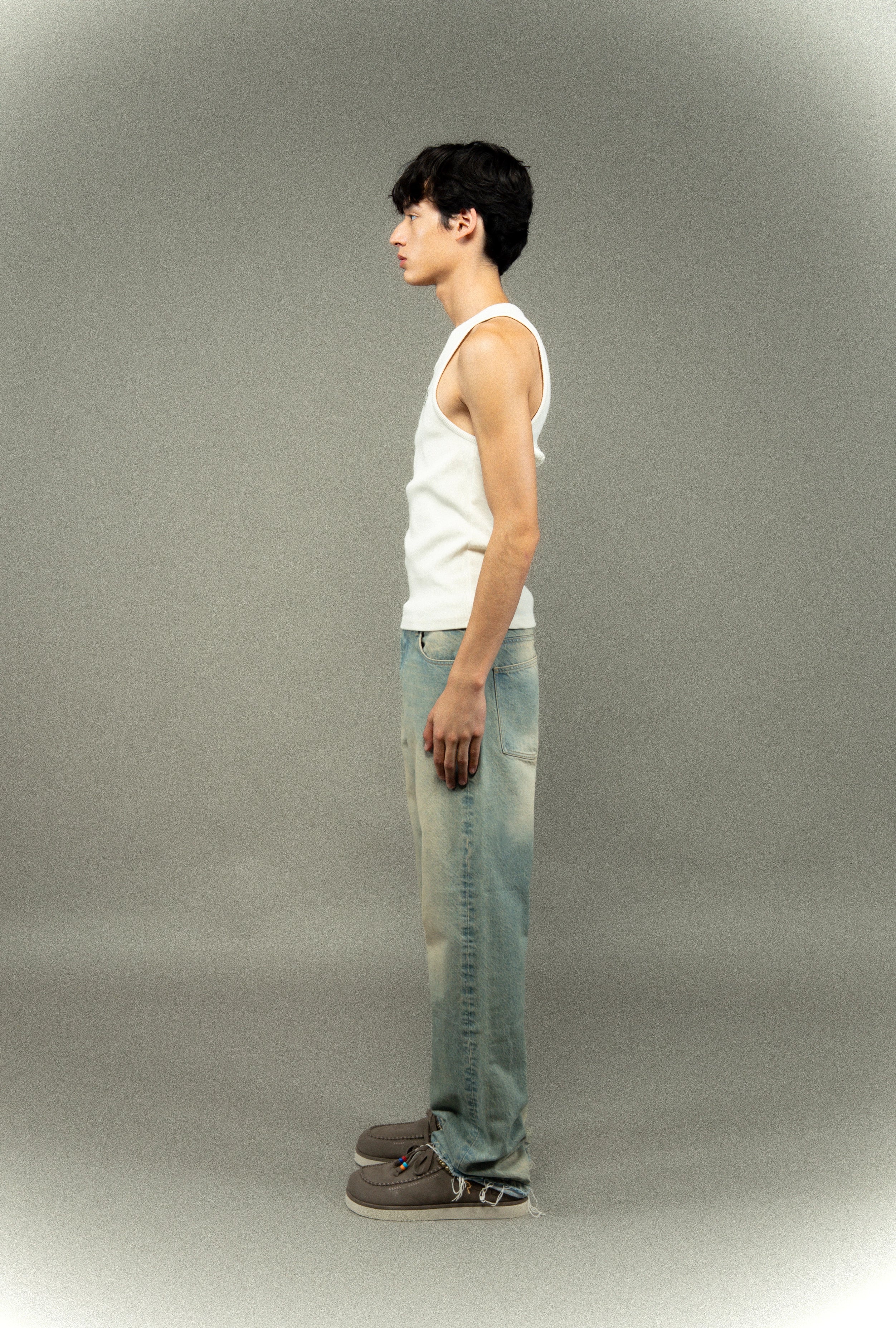 Jean droit en denim délavé