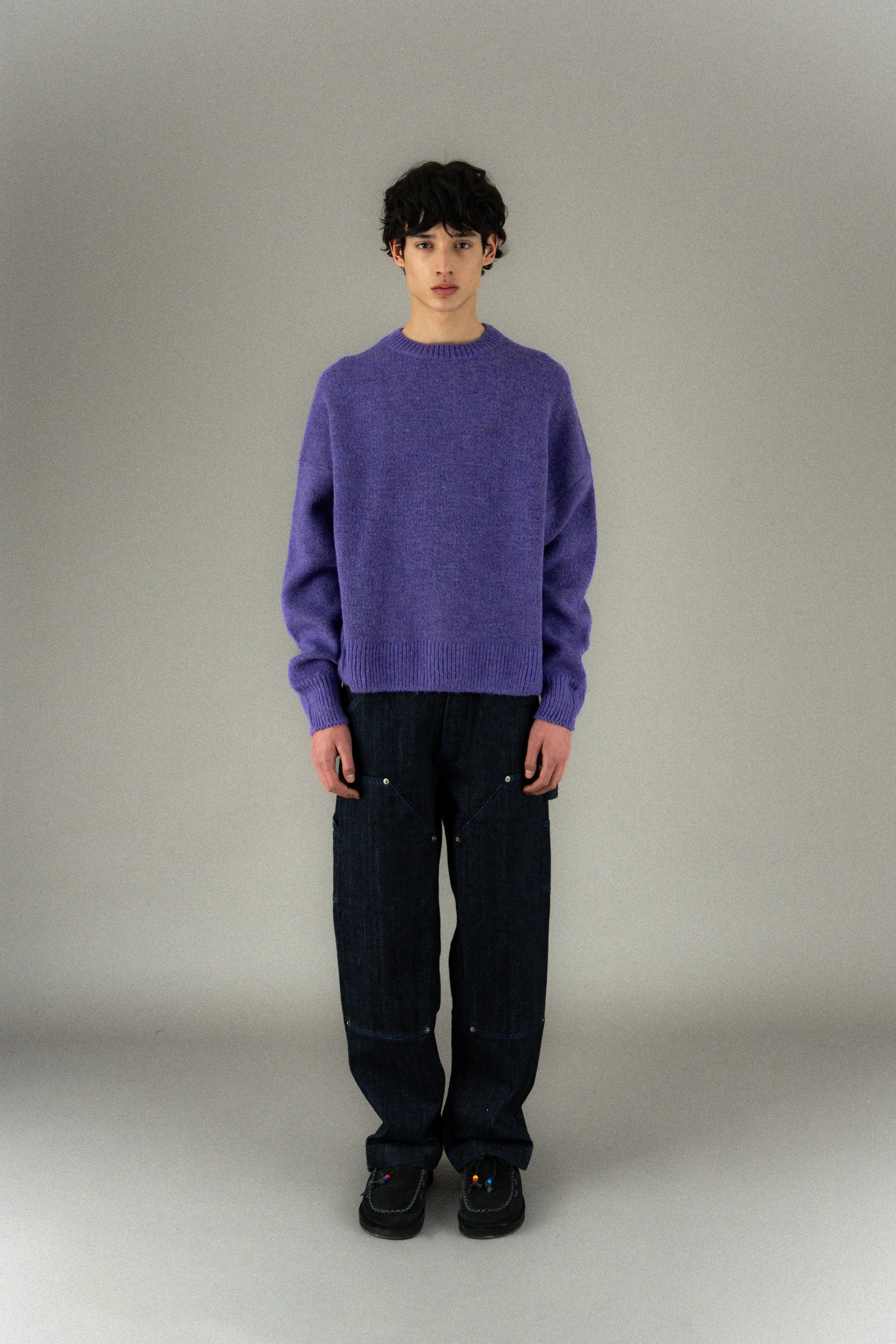 Pull en maille avec broderie