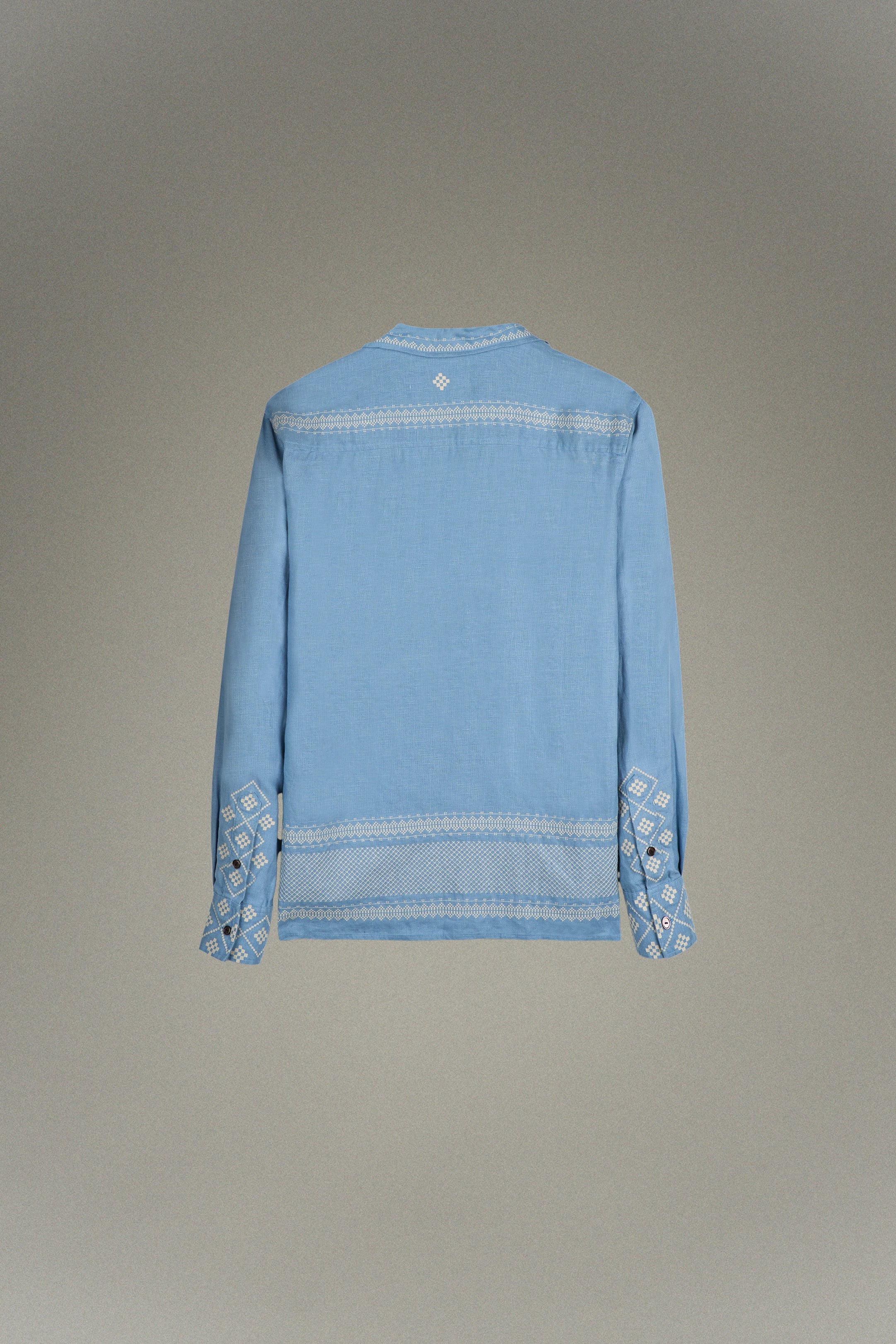 Linen shirt with embroidery