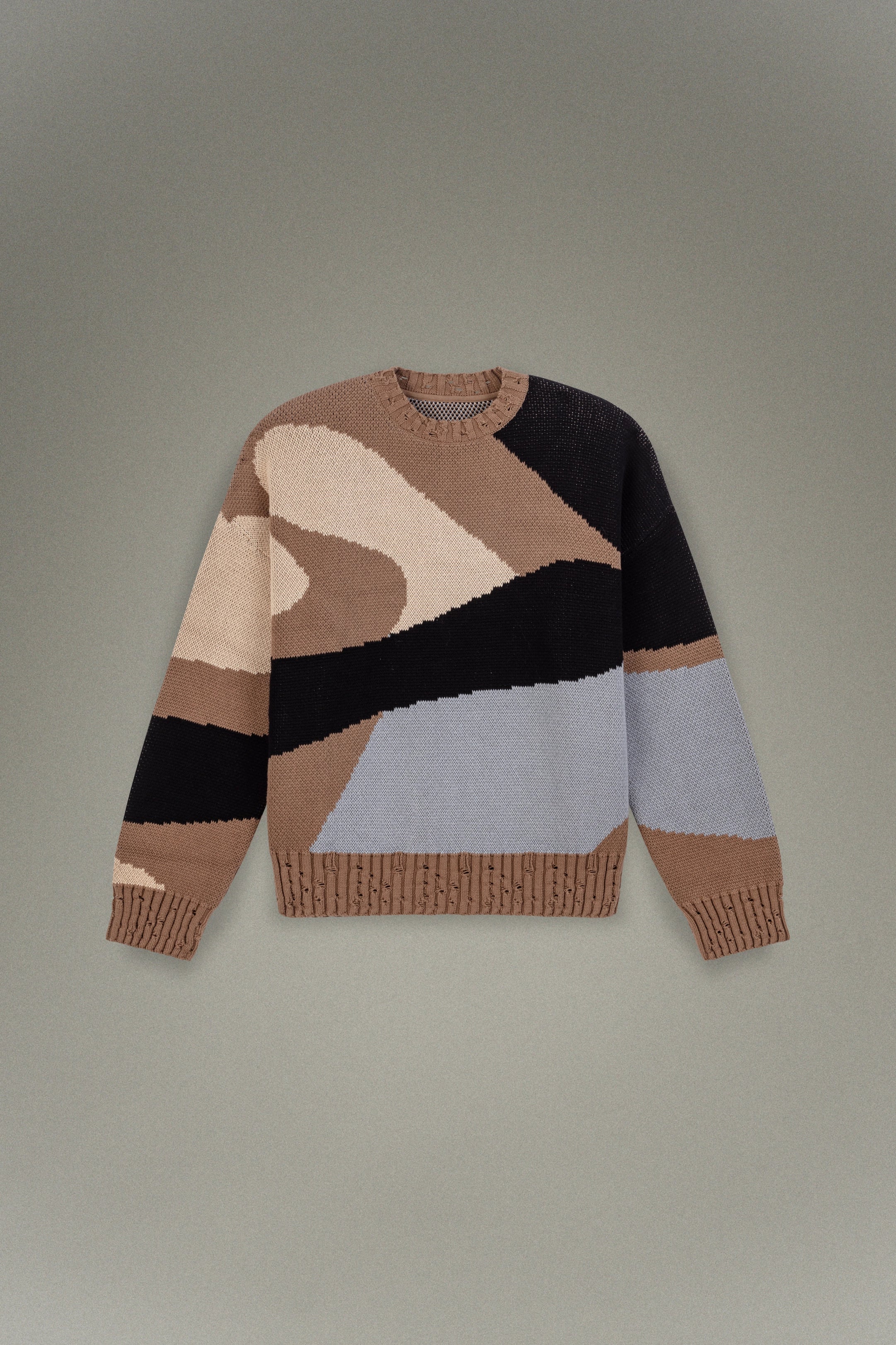 Pull en maille avec broderie