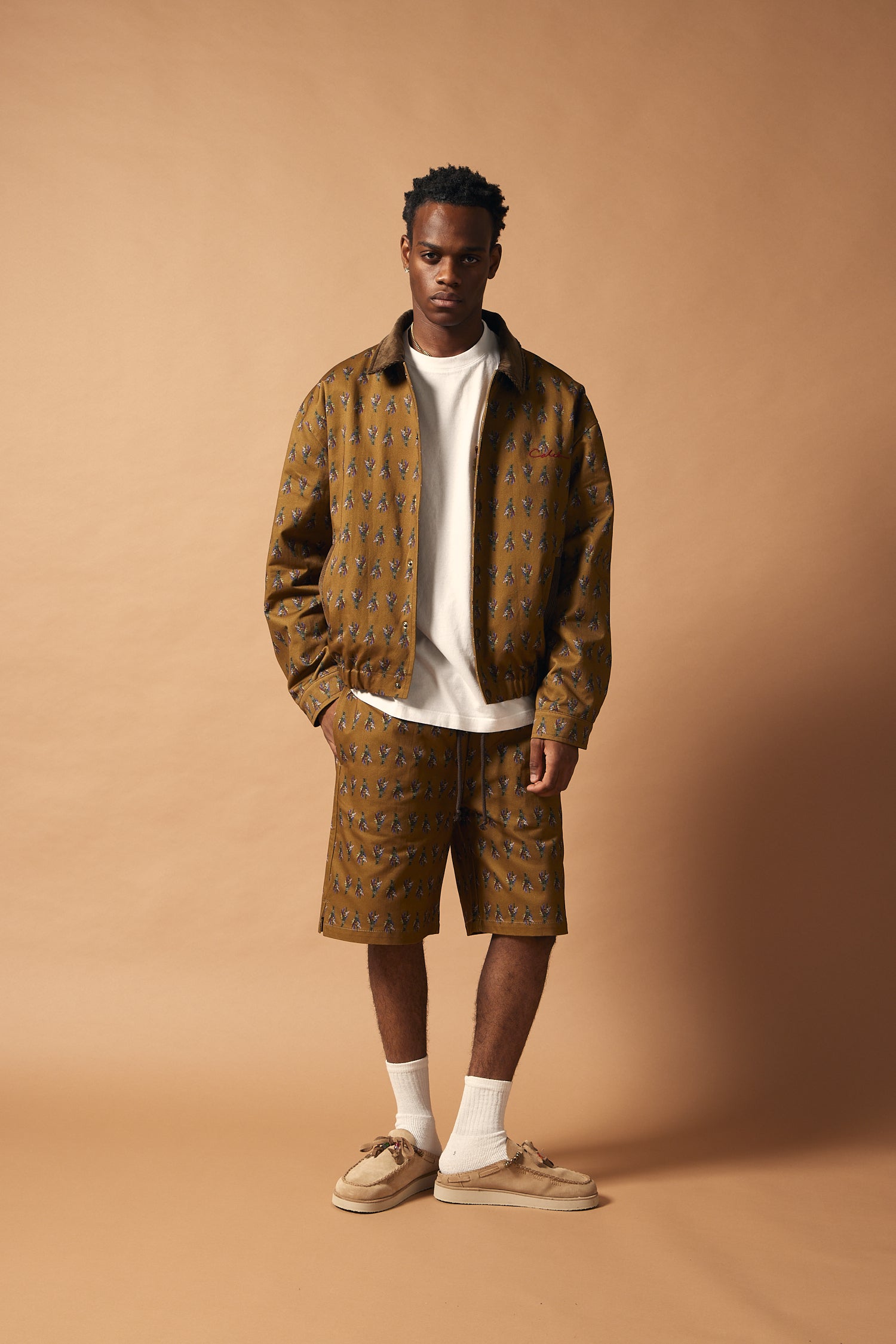Brown floral pattern shorts