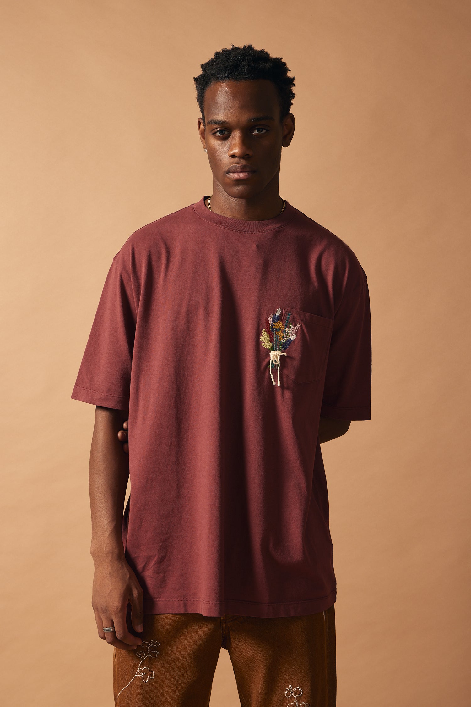 T-shirt bordeaux Caleb Buttercup