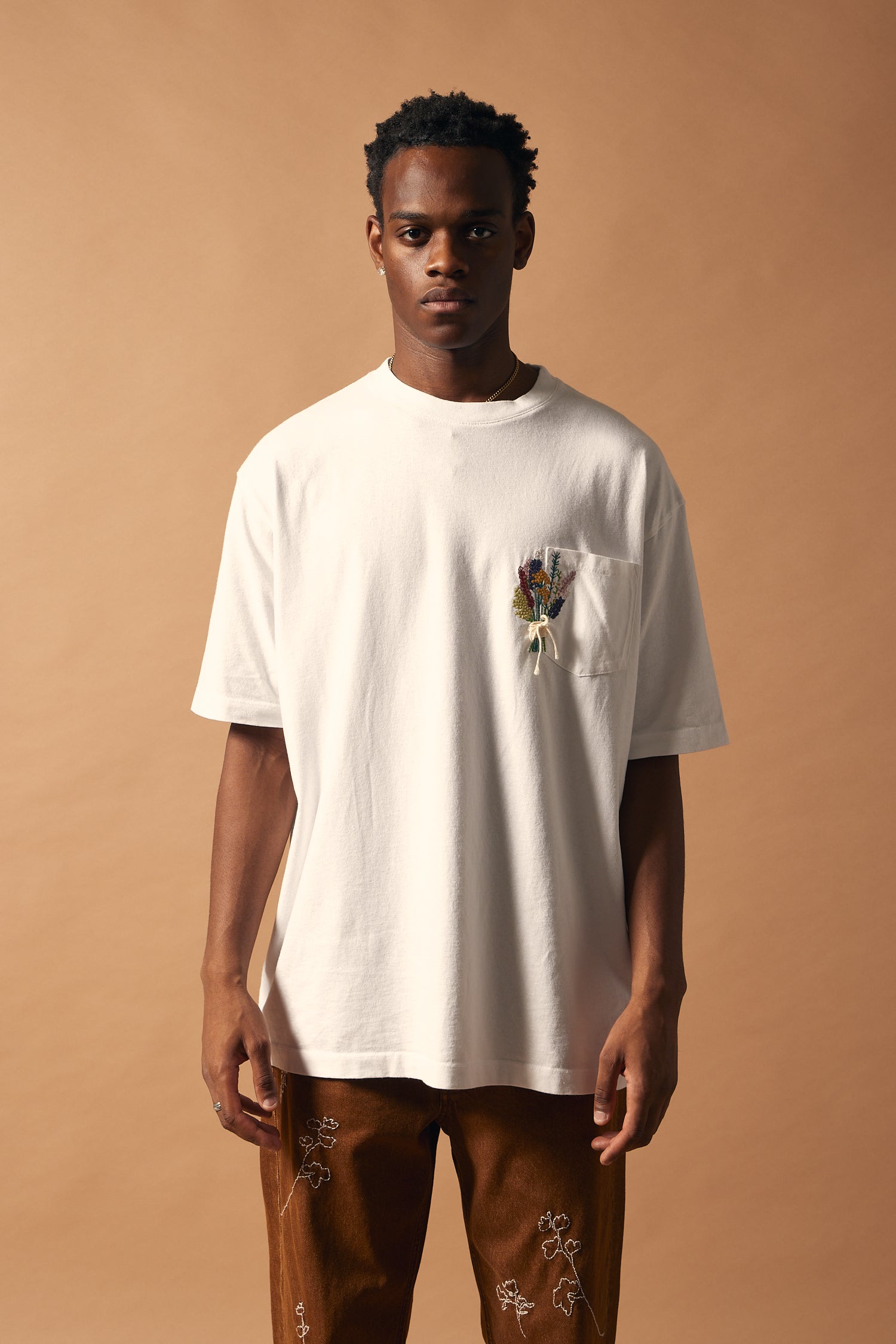 T-shirt blanc Caleb Buttercup