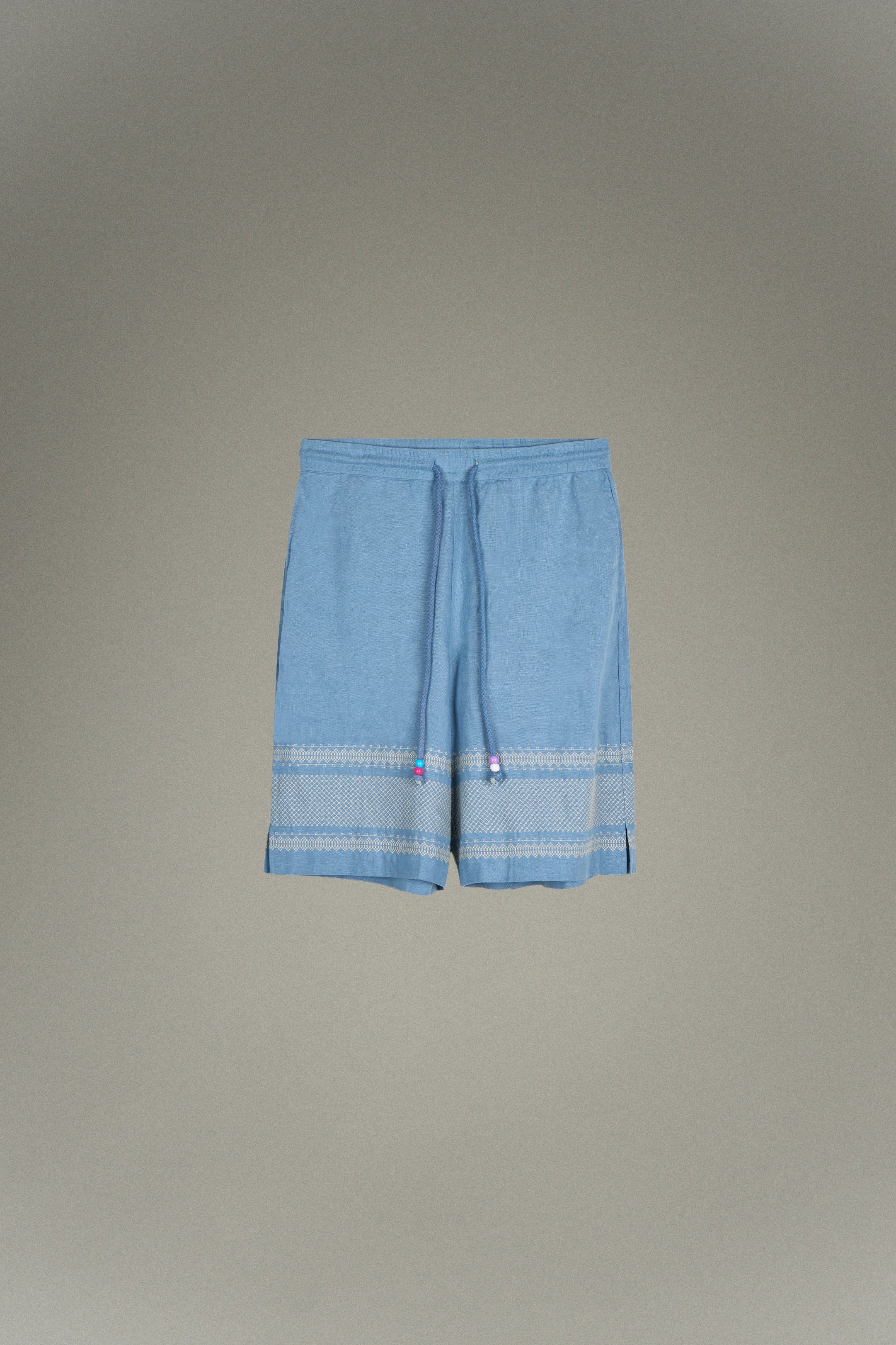 Short en lin avec broderie