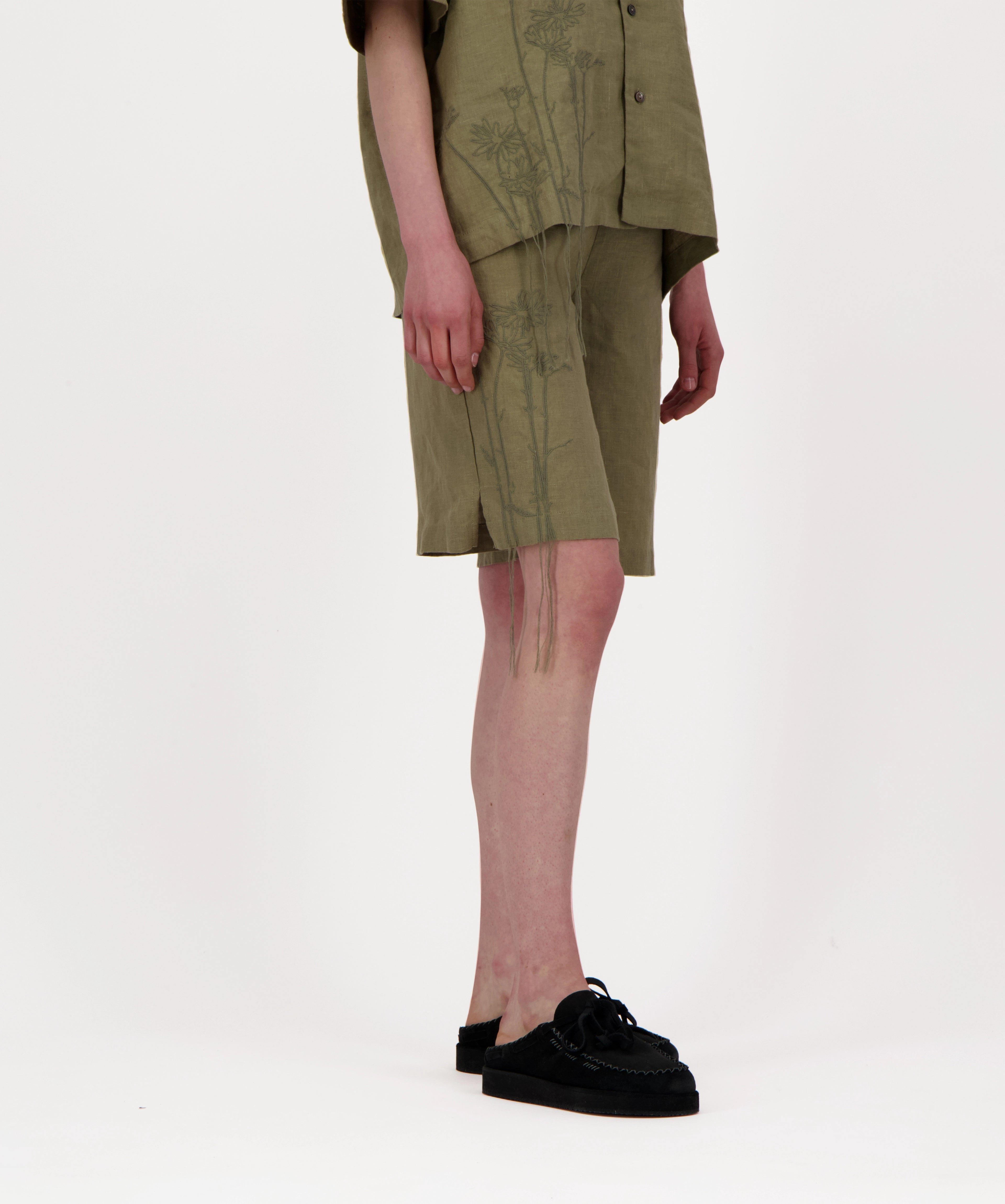 Bestickte Leinenshorts