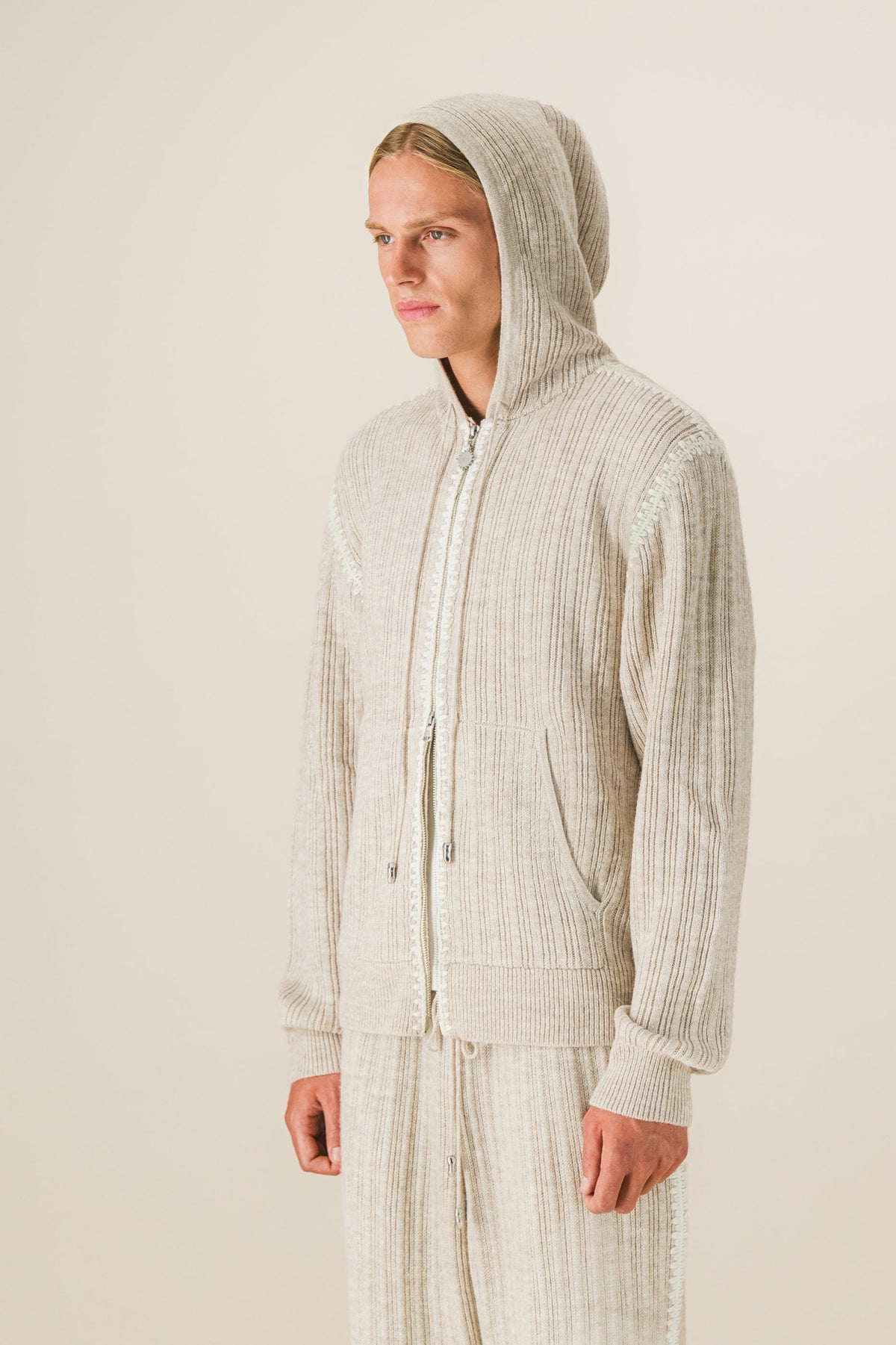 Gilet zippé feston