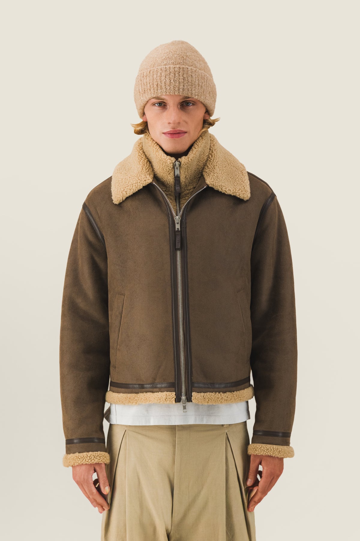 Double-collar bomber jacket