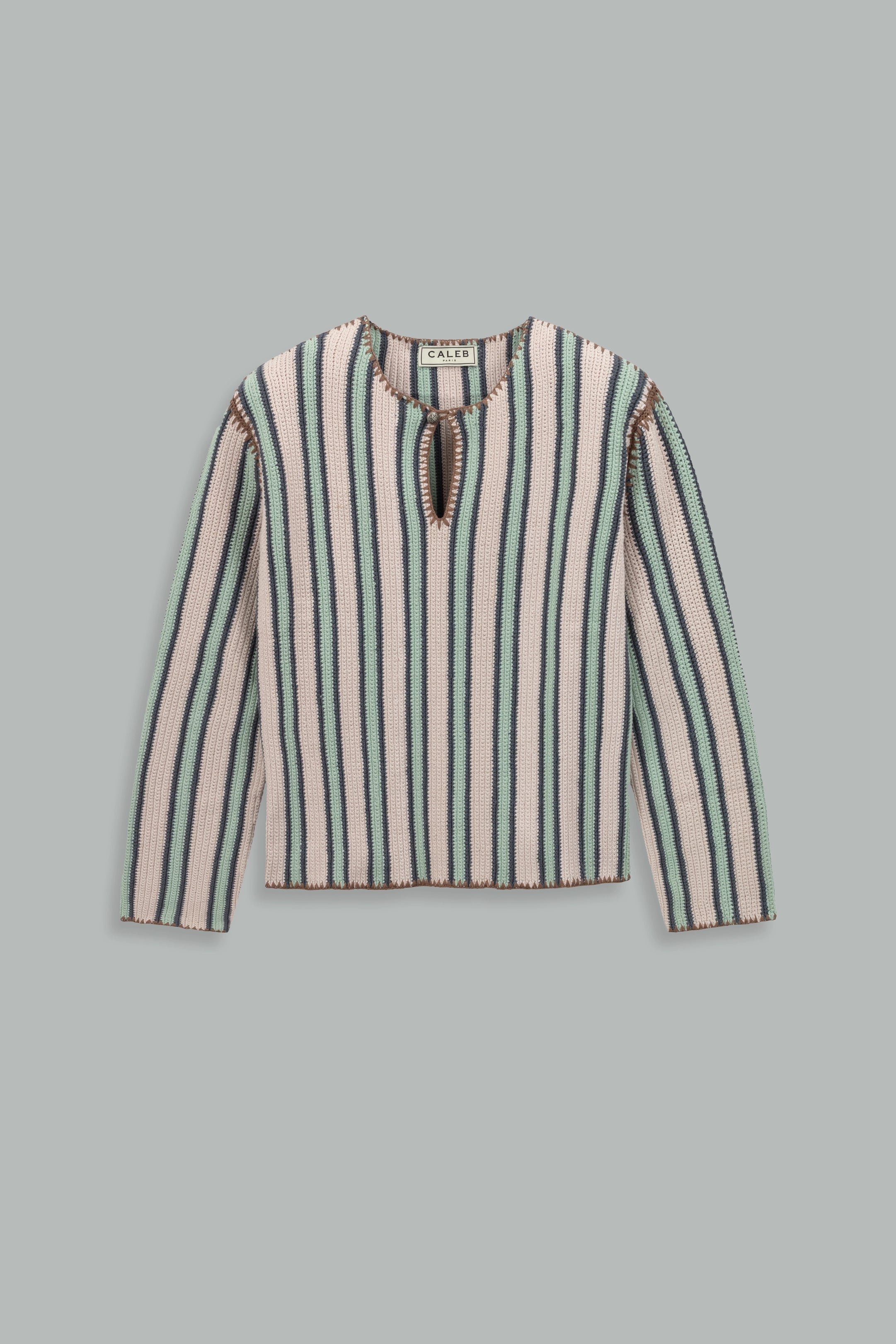 Button-down collar top