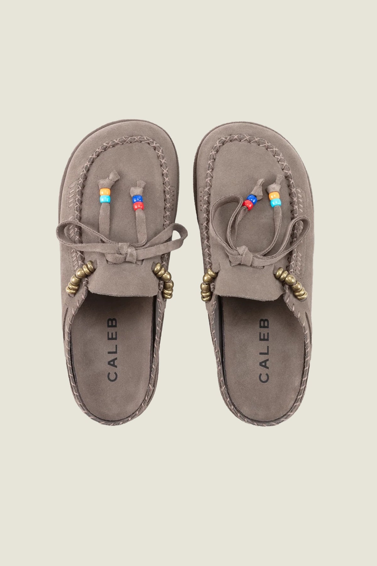 Mules brodées