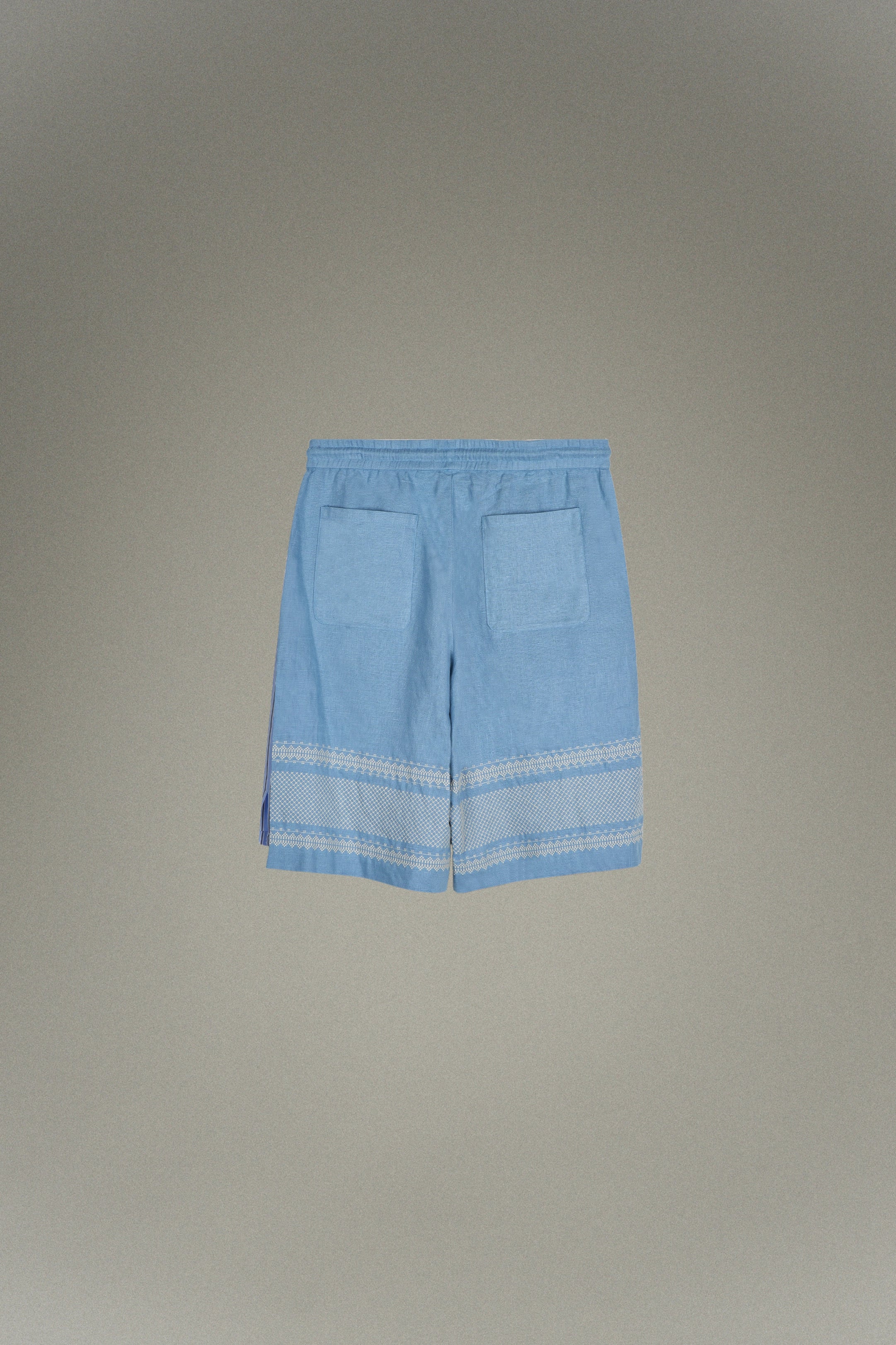 Short en lin avec broderie